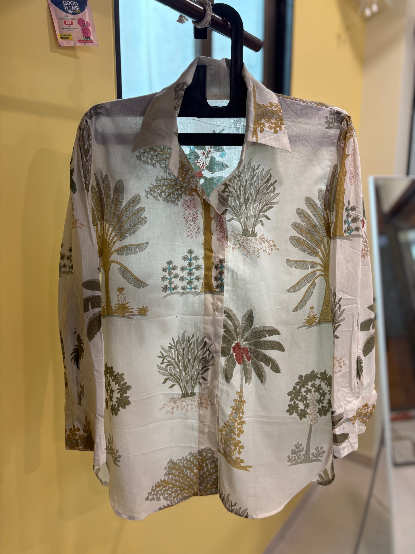 Basic Shirt